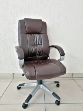 Кресло Barneo K-6 для руководителя (коричневая экокожа) в Надыме - nadym.mebel-74.com | фото