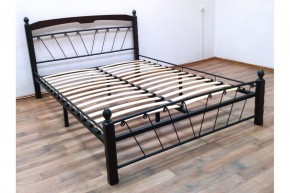 Кровать "Муза 1" КМД10  Черная (1600*2000) (ножки-шоколад) с коваными изделиями в Надыме - nadym.mebel-74.com | фото