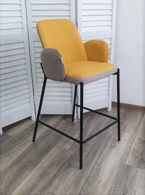 Полубарный стул NYX (H=65cm) VF106 желтый / VF120 серый М-City в Надыме - nadym.mebel-74.com | фото