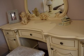 Туалетный стол + Зеркало Мона Лиза (крем) в Надыме - nadym.mebel-74.com | фото